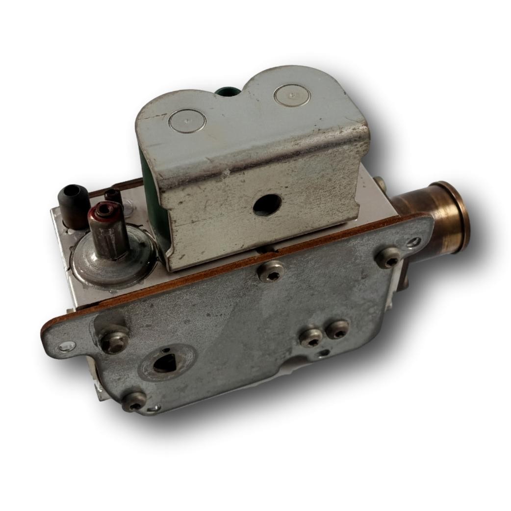 Válvula de Gas Saunier Duval Isofast Condens F35E