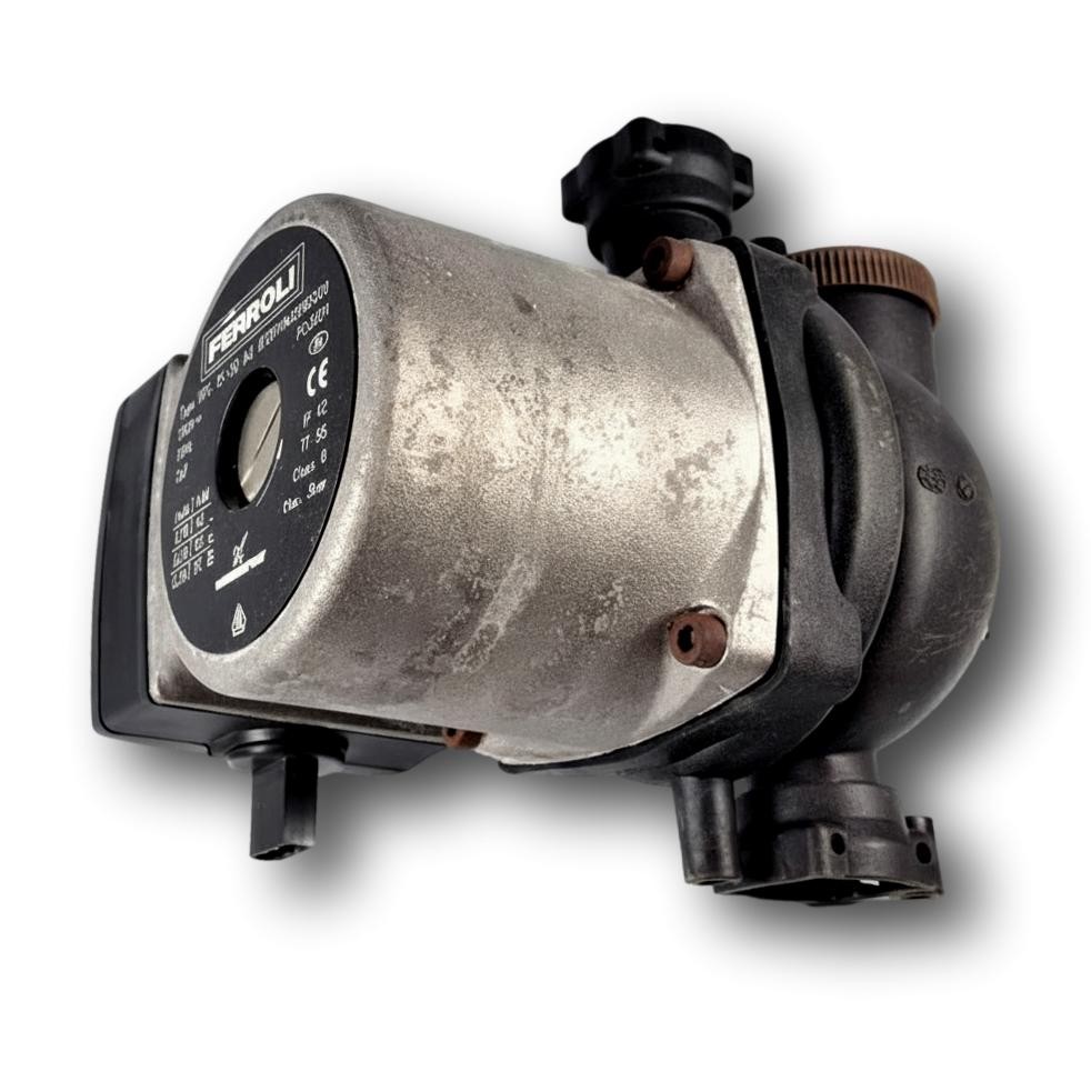 Bomba Ferroli Domina F 24 E · Grundfos UPS 15-50 · 59965500